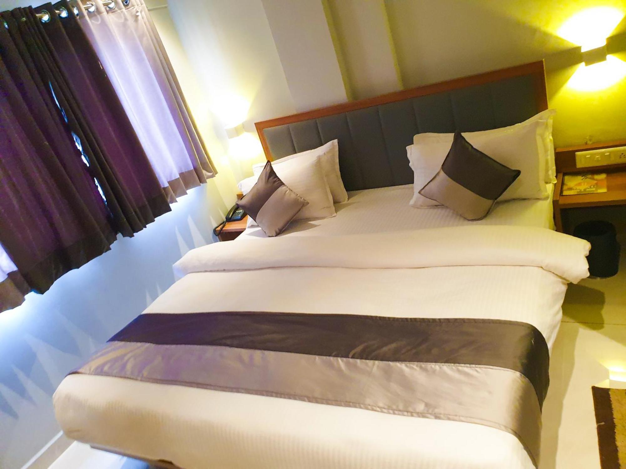 Hotel Nova Star Райкот Екстериор снимка